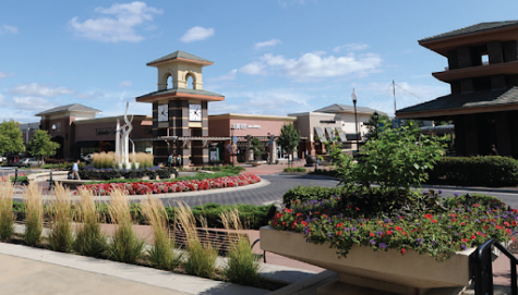 Village Pointe Reopens for Business 